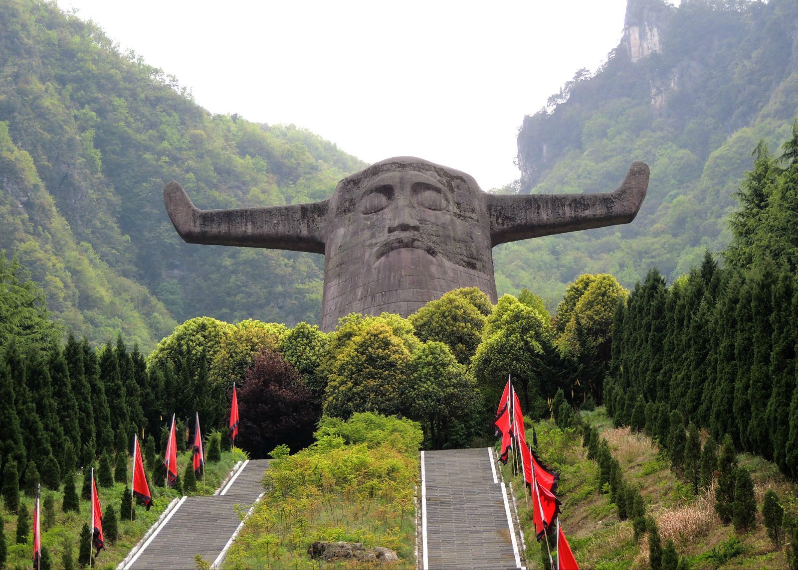 【探秘神農(nóng)架】、龍泉古鎮(zhèn)、汽車三日純玩游